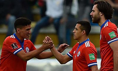 Marcelinos Núñez, Alexis Sánchez, Ben Brereton