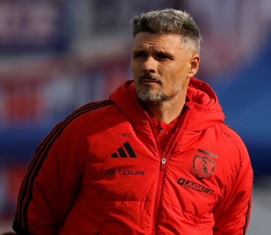 Fernando Ortiz y su futuro en Colo Colo: la decisión que tomó Blanco y Negro